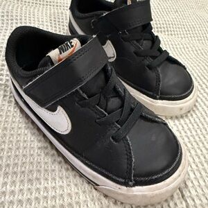 Nike Kids Black and White Sneakers